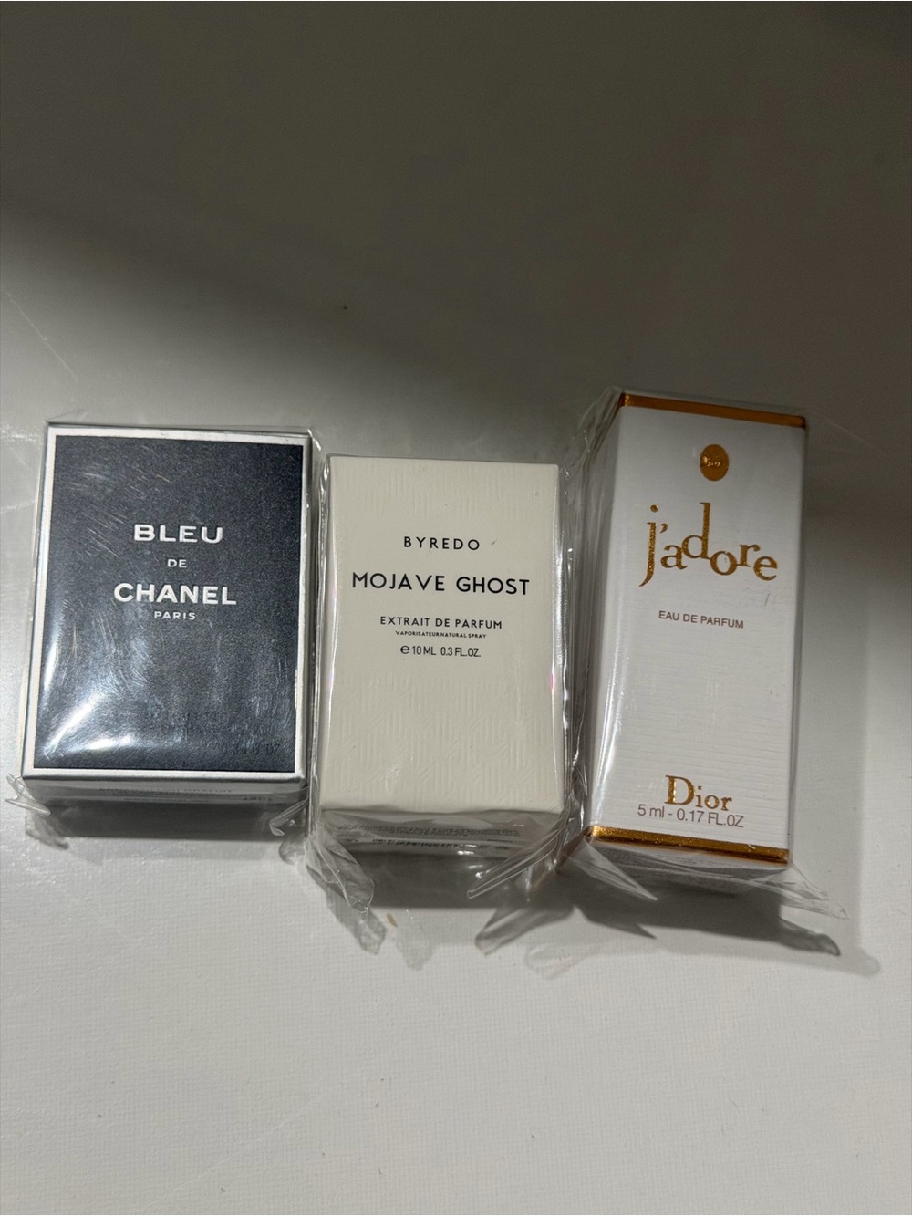 Fragrance boxes (perfume)